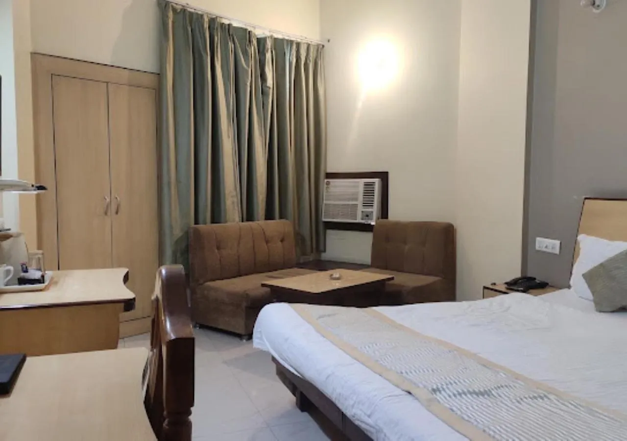 The India Benares Hotel