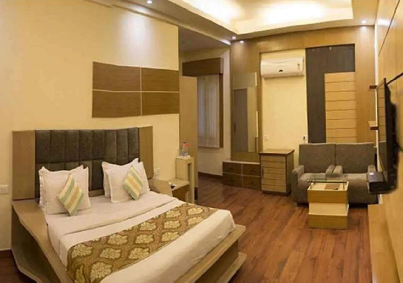 The India Benares Hotel